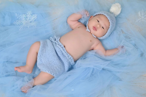 广饶摸孕妇肚子沾喜气